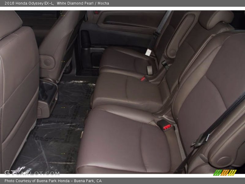 White Diamond Pearl / Mocha 2018 Honda Odyssey EX-L