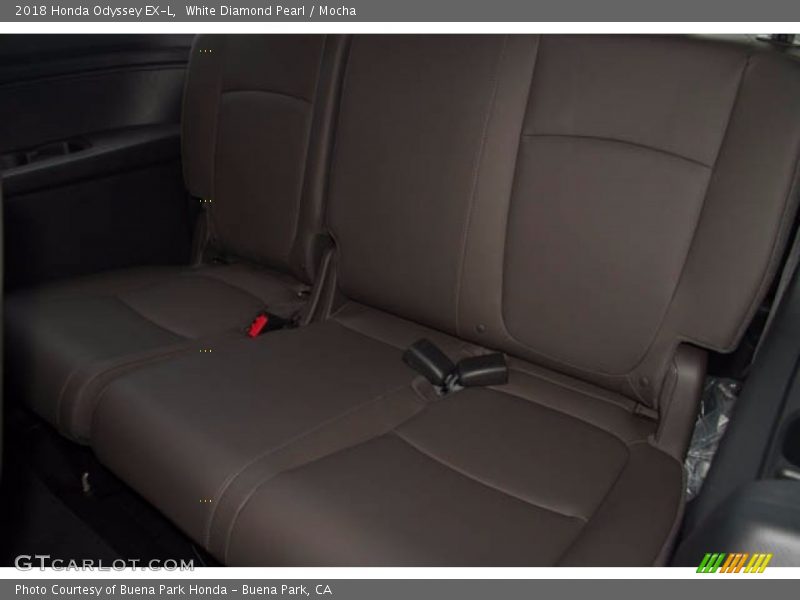 White Diamond Pearl / Mocha 2018 Honda Odyssey EX-L