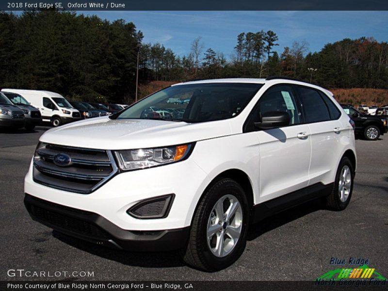 Oxford White / Dune 2018 Ford Edge SE