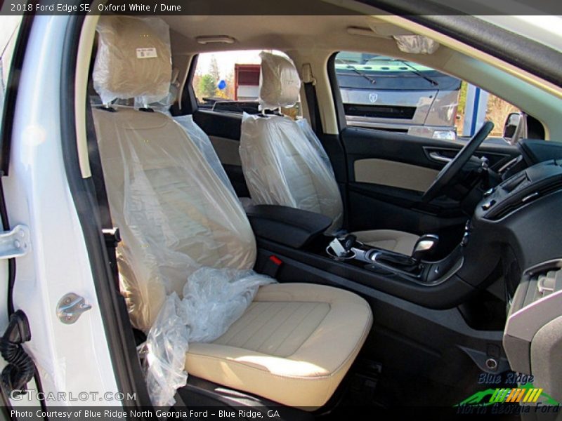 Oxford White / Dune 2018 Ford Edge SE
