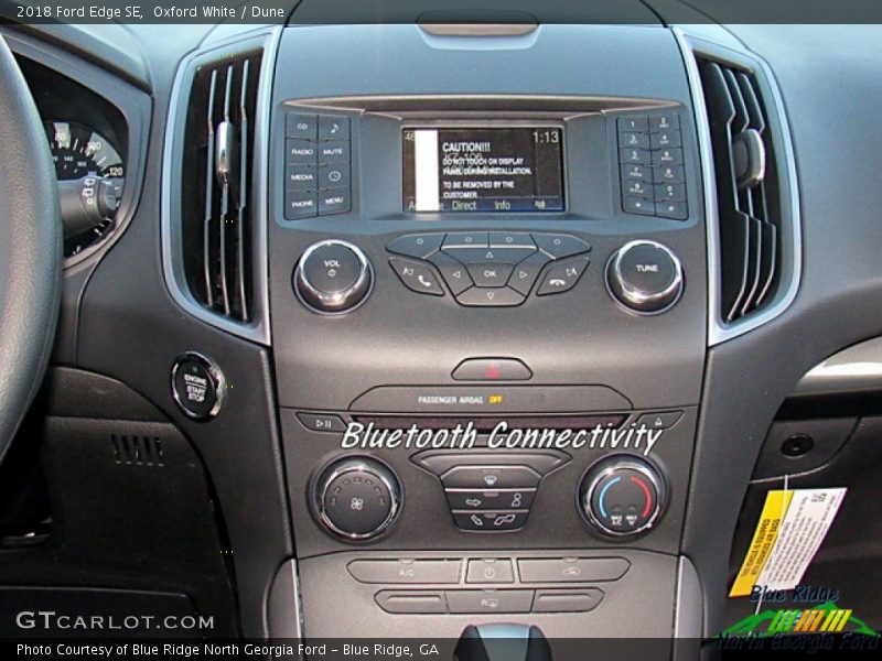 Oxford White / Dune 2018 Ford Edge SE