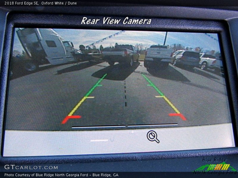 Oxford White / Dune 2018 Ford Edge SE