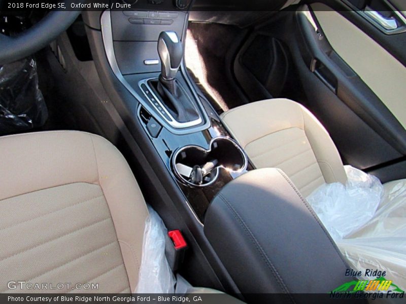 Oxford White / Dune 2018 Ford Edge SE