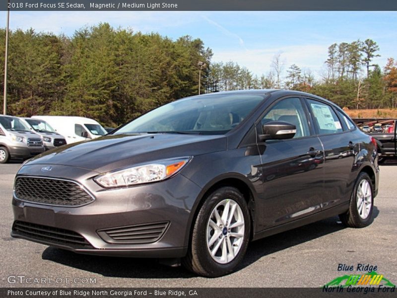 Magnetic / Medium Light Stone 2018 Ford Focus SE Sedan