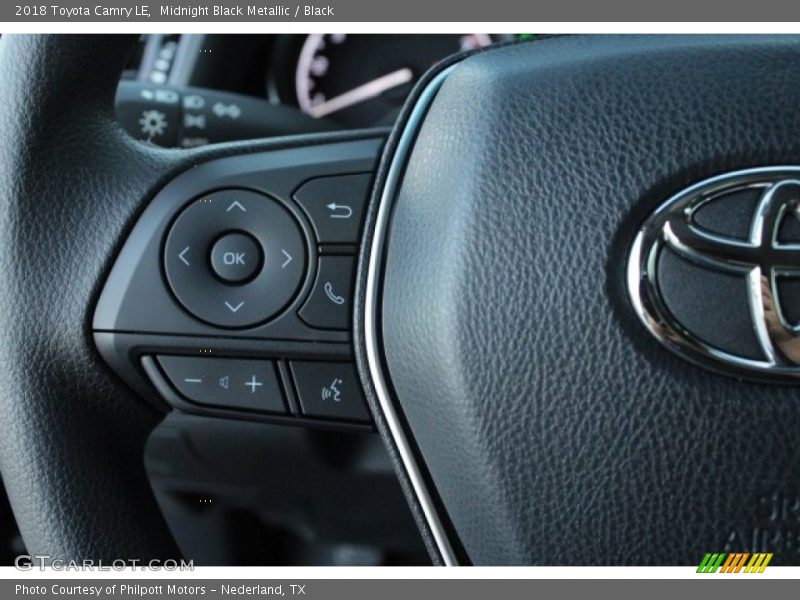 Midnight Black Metallic / Black 2018 Toyota Camry LE