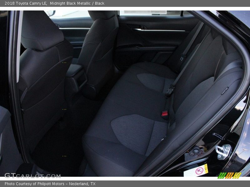 Midnight Black Metallic / Black 2018 Toyota Camry LE