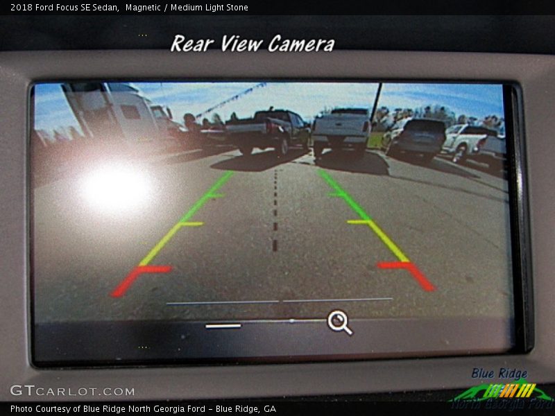 Magnetic / Medium Light Stone 2018 Ford Focus SE Sedan