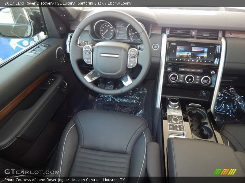 Santorini Black / Ebony/Ebony 2017 Land Rover Discovery HSE Luxury