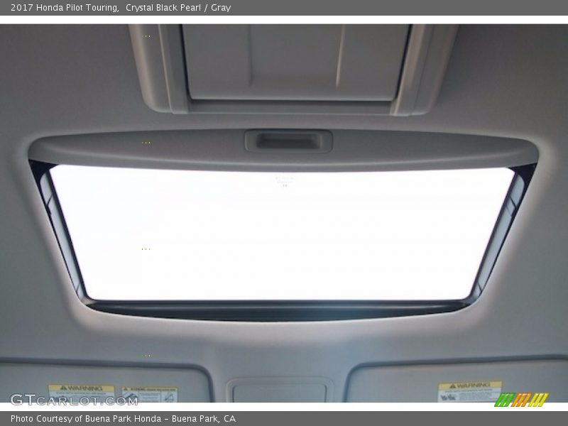 Crystal Black Pearl / Gray 2017 Honda Pilot Touring