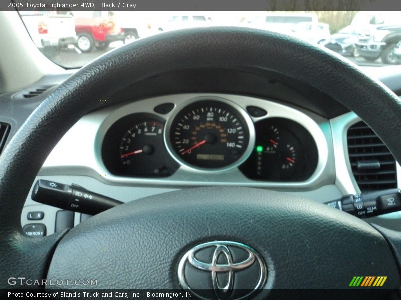 Black / Gray 2005 Toyota Highlander 4WD