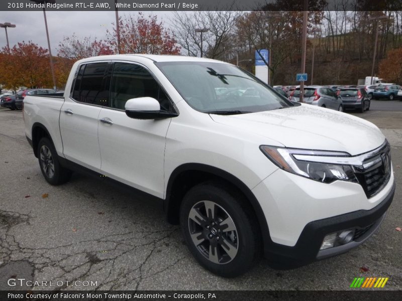 Front 3/4 View of 2018 Ridgeline RTL-E AWD