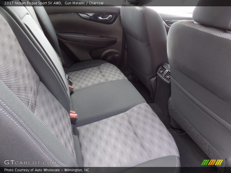Gun Metallic / Charcoal 2017 Nissan Rogue Sport SV AWD