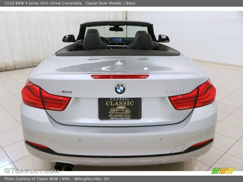 Glacier Silver Metallic / Black 2018 BMW 4 Series 430i xDrive Convertible