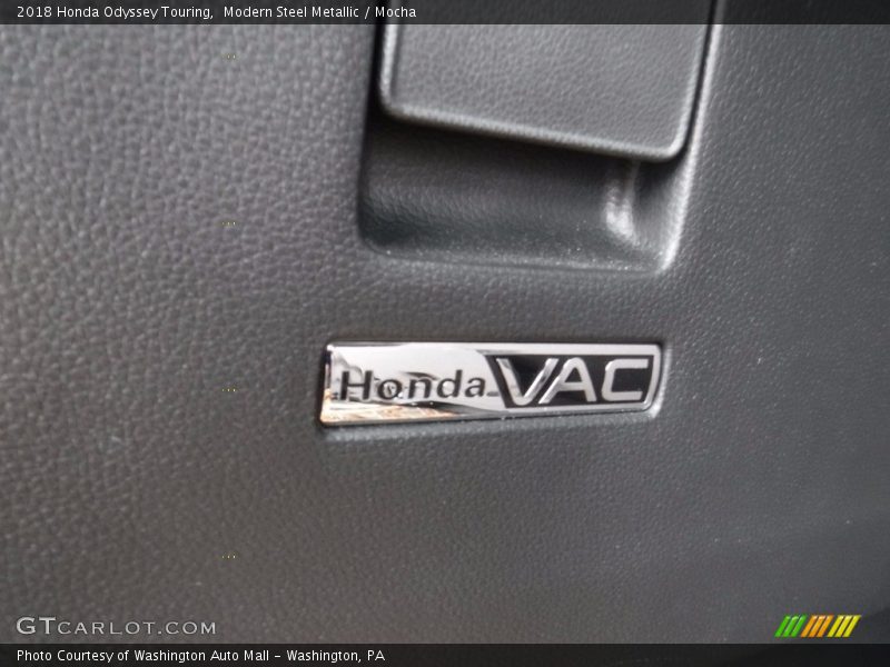 Modern Steel Metallic / Mocha 2018 Honda Odyssey Touring