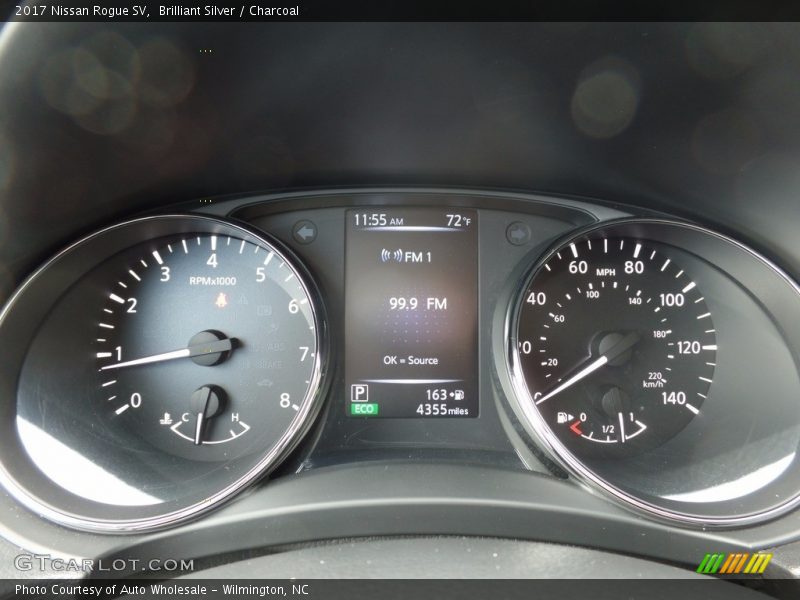 Brilliant Silver / Charcoal 2017 Nissan Rogue SV