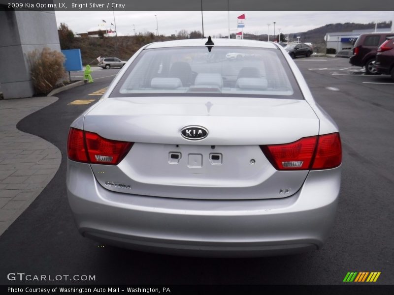 Bright Silver / Gray 2009 Kia Optima LX