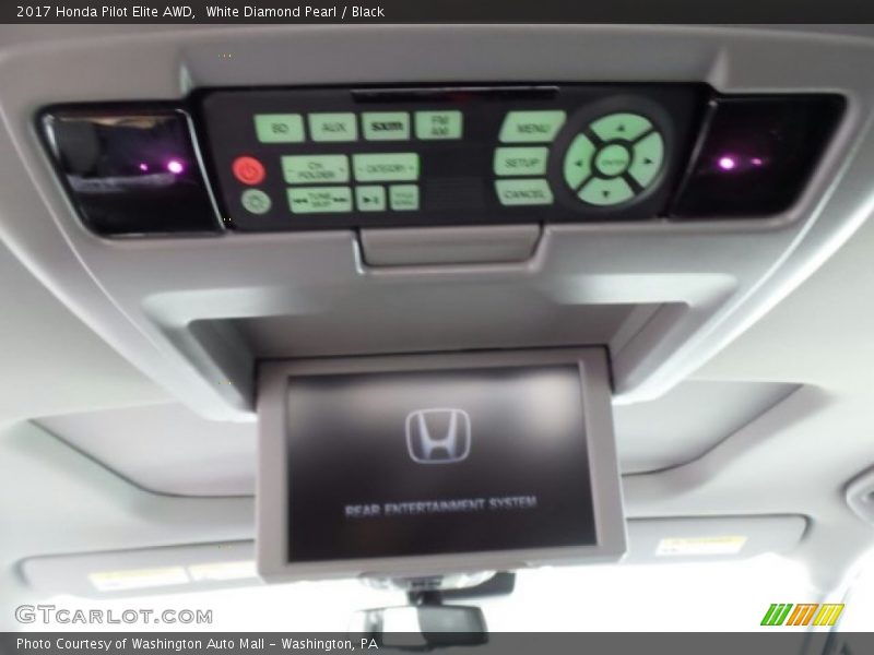 White Diamond Pearl / Black 2017 Honda Pilot Elite AWD