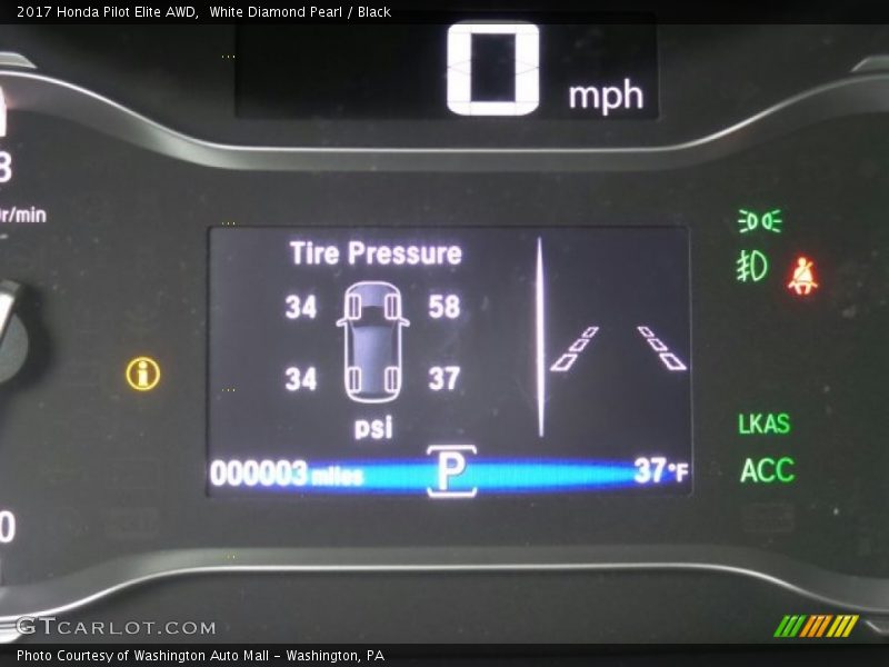 White Diamond Pearl / Black 2017 Honda Pilot Elite AWD