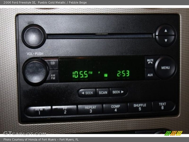 Pueblo Gold Metallic / Pebble Beige 2006 Ford Freestyle SE