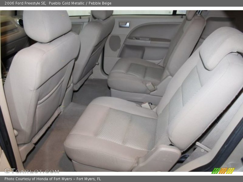 Pueblo Gold Metallic / Pebble Beige 2006 Ford Freestyle SE