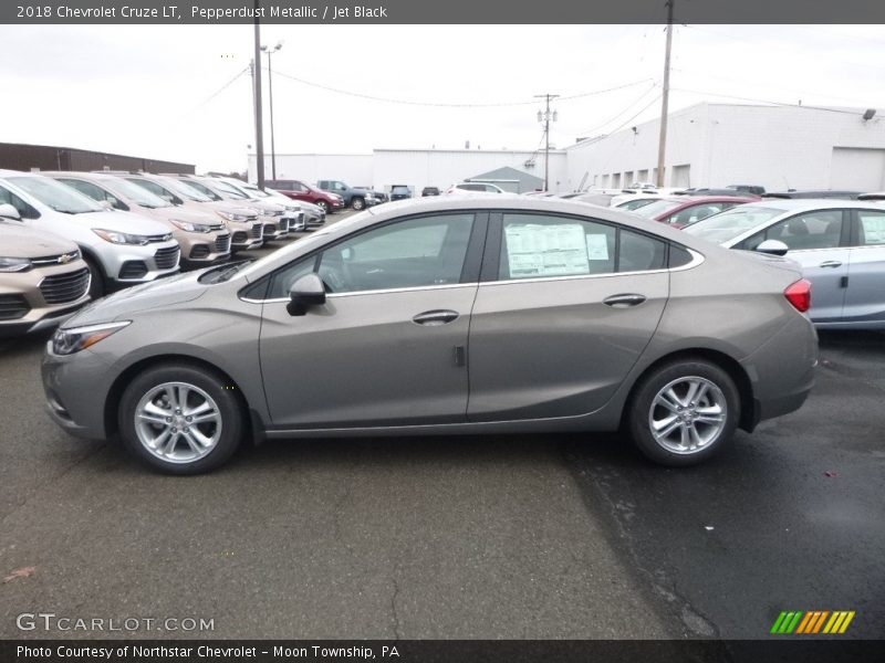 Pepperdust Metallic / Jet Black 2018 Chevrolet Cruze LT