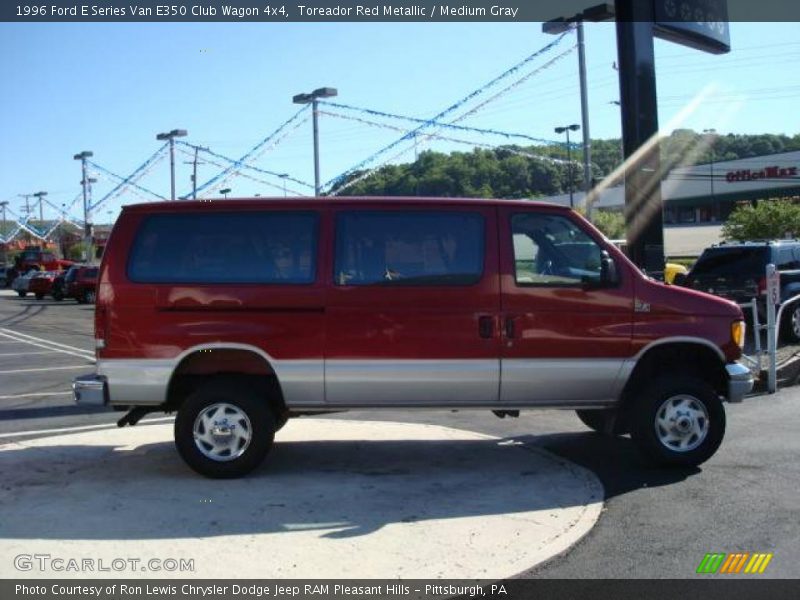 Toreador Red Metallic / Medium Gray 1996 Ford E Series Van E350 Club Wagon 4x4
