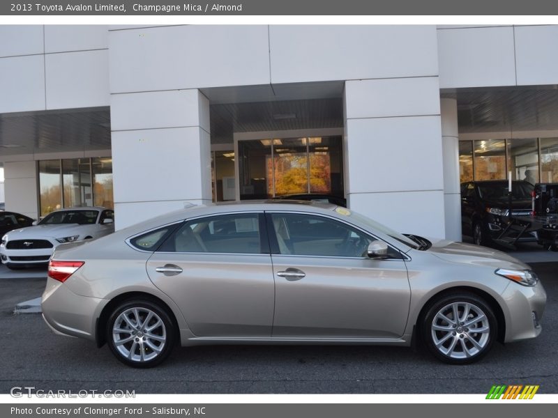 Champagne Mica / Almond 2013 Toyota Avalon Limited