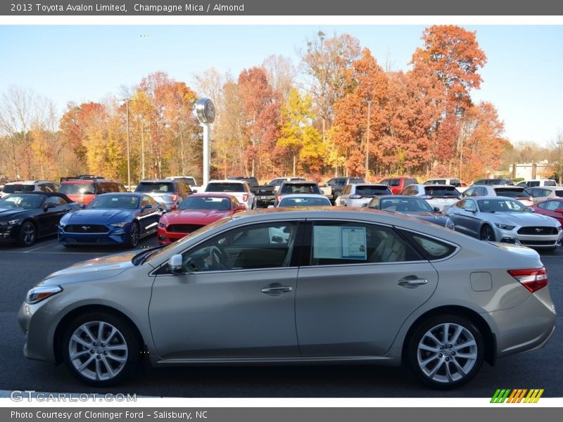 Champagne Mica / Almond 2013 Toyota Avalon Limited