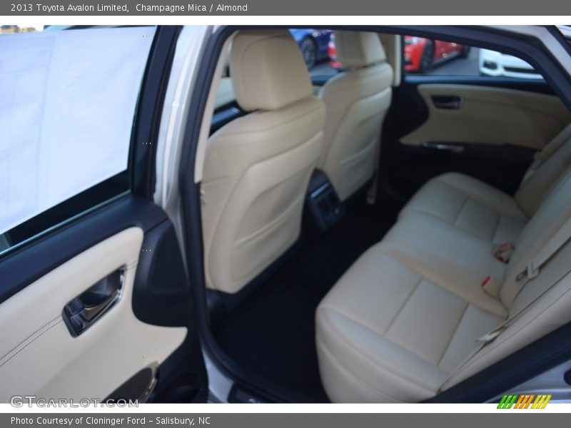 Champagne Mica / Almond 2013 Toyota Avalon Limited