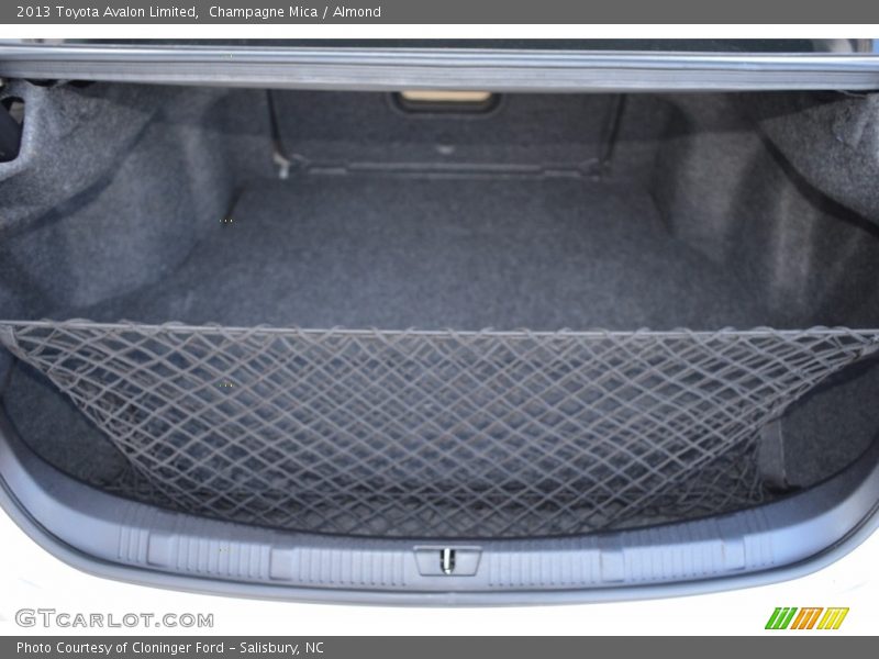 Champagne Mica / Almond 2013 Toyota Avalon Limited