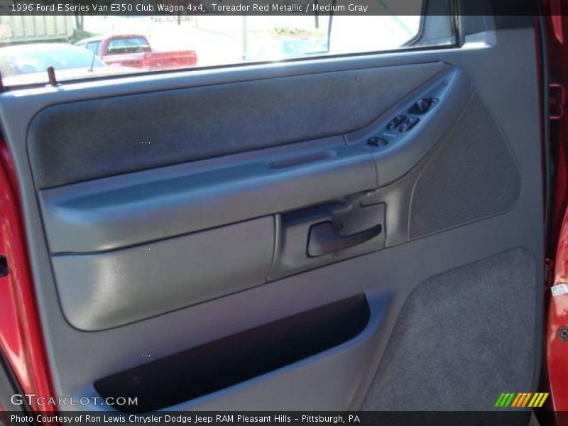 Toreador Red Metallic / Medium Gray 1996 Ford E Series Van E350 Club Wagon 4x4