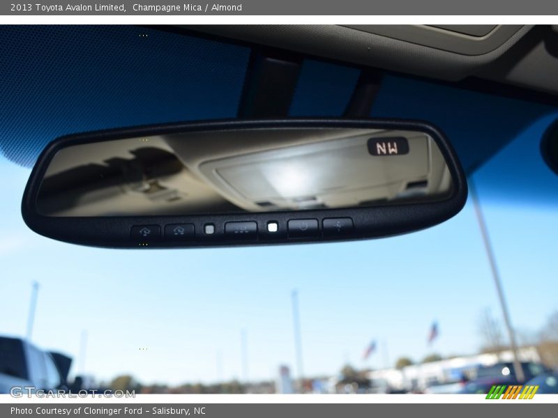 Champagne Mica / Almond 2013 Toyota Avalon Limited