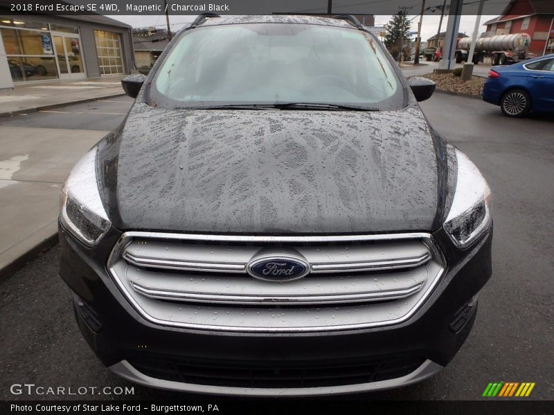 Magnetic / Charcoal Black 2018 Ford Escape SE 4WD