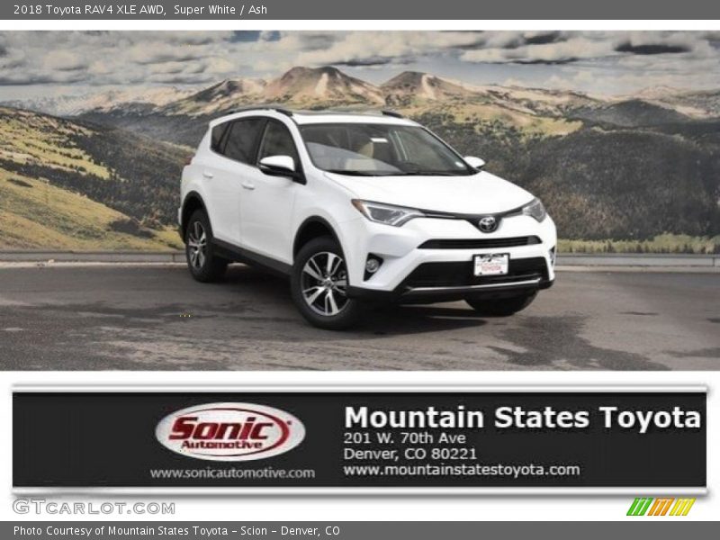 Super White / Ash 2018 Toyota RAV4 XLE AWD