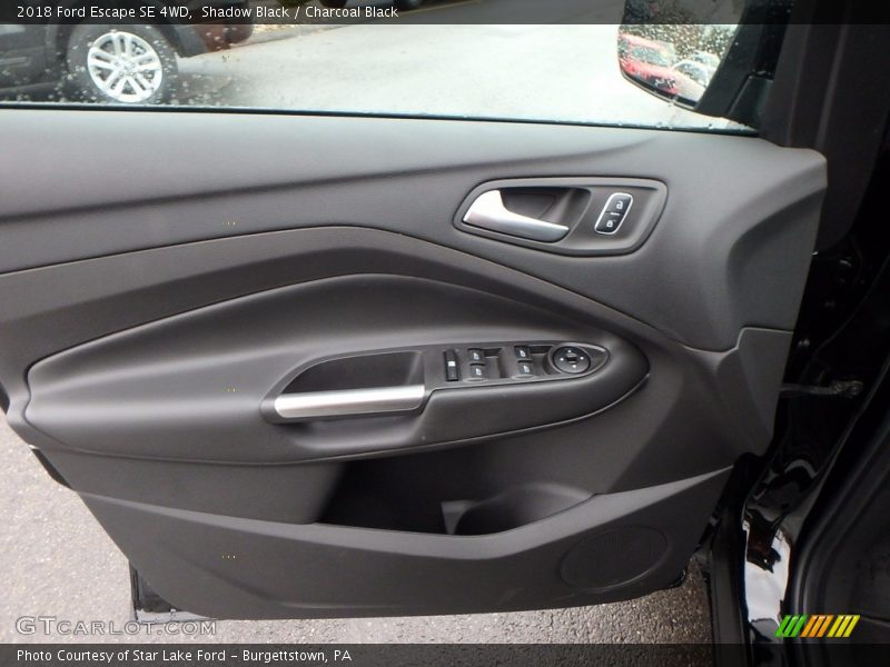 Shadow Black / Charcoal Black 2018 Ford Escape SE 4WD