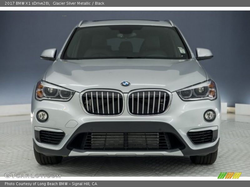 Glacier Silver Metallic / Black 2017 BMW X1 sDrive28i