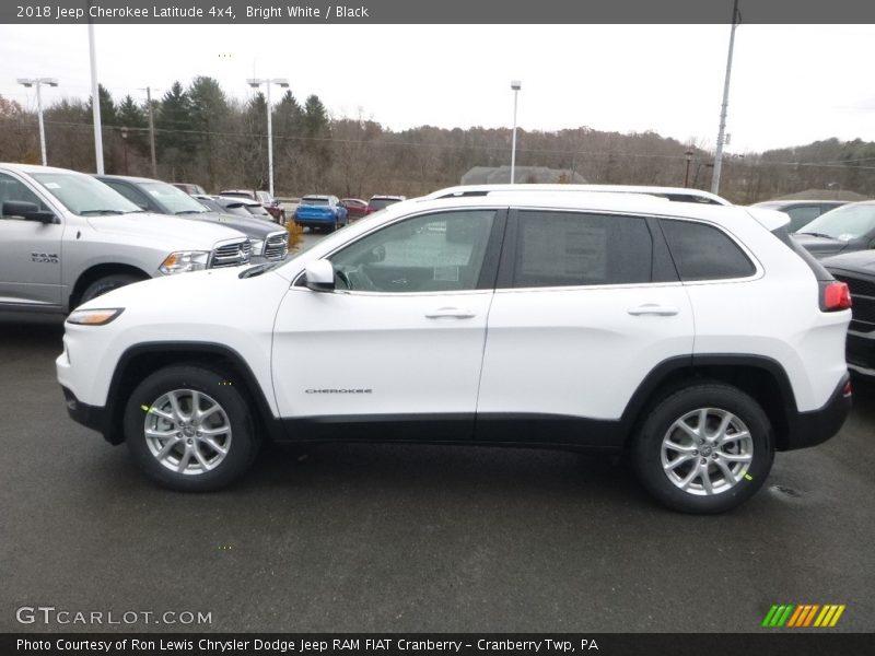 Bright White / Black 2018 Jeep Cherokee Latitude 4x4
