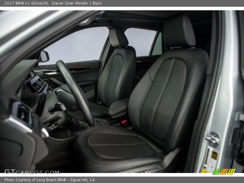 Glacier Silver Metallic / Black 2017 BMW X1 sDrive28i