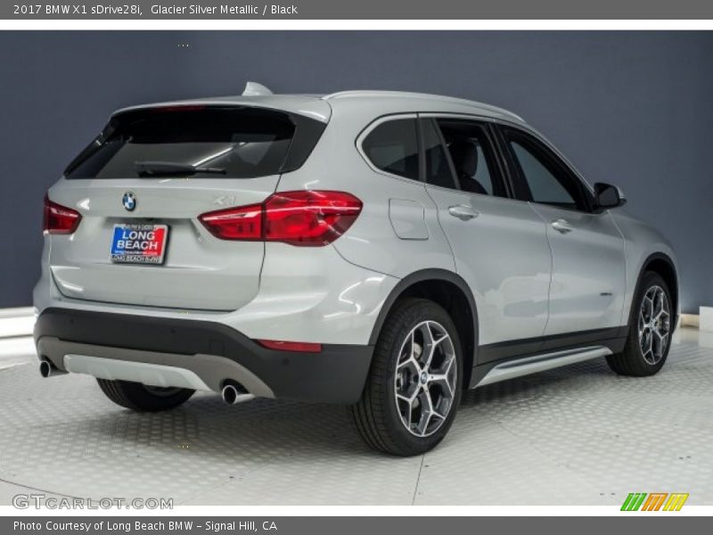 Glacier Silver Metallic / Black 2017 BMW X1 sDrive28i