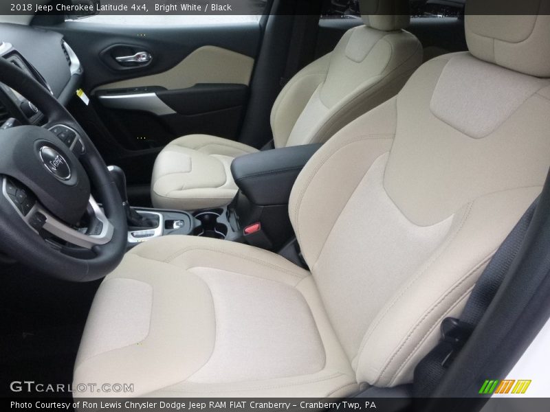 Bright White / Black 2018 Jeep Cherokee Latitude 4x4
