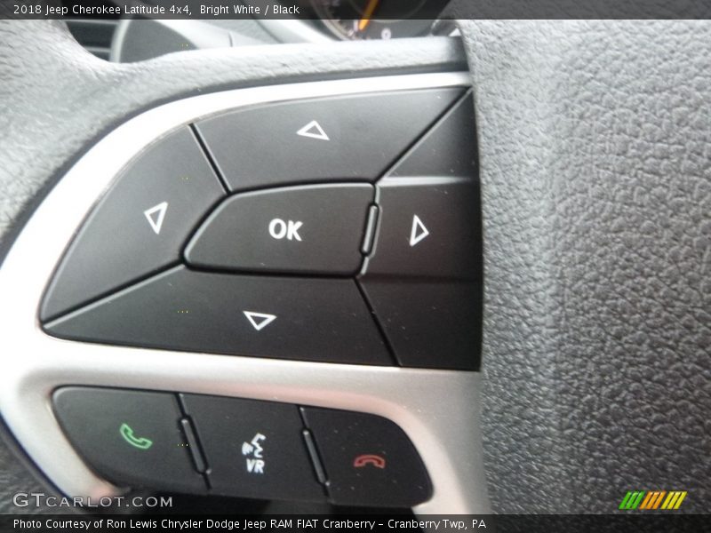 Bright White / Black 2018 Jeep Cherokee Latitude 4x4