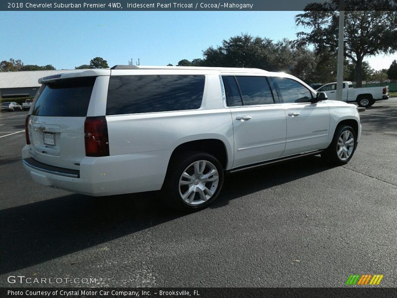 Iridescent Pearl Tricoat / Cocoa/­Mahogany 2018 Chevrolet Suburban Premier 4WD