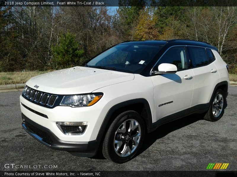 Pearl White Tri–Coat / Black 2018 Jeep Compass Limited