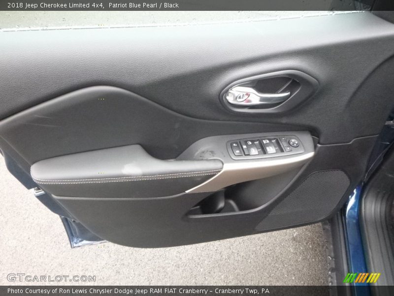 Patriot Blue Pearl / Black 2018 Jeep Cherokee Limited 4x4