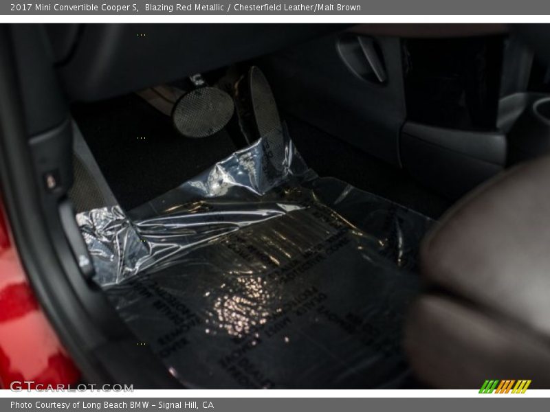 Blazing Red Metallic / Chesterfield Leather/Malt Brown 2017 Mini Convertible Cooper S