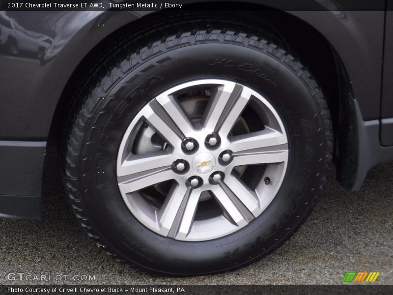 Tungsten Metallic / Ebony 2017 Chevrolet Traverse LT AWD