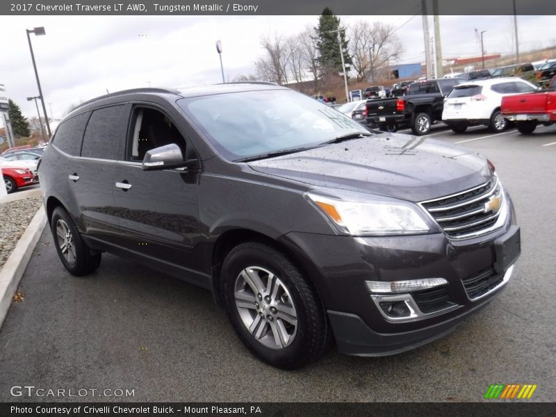 Tungsten Metallic / Ebony 2017 Chevrolet Traverse LT AWD