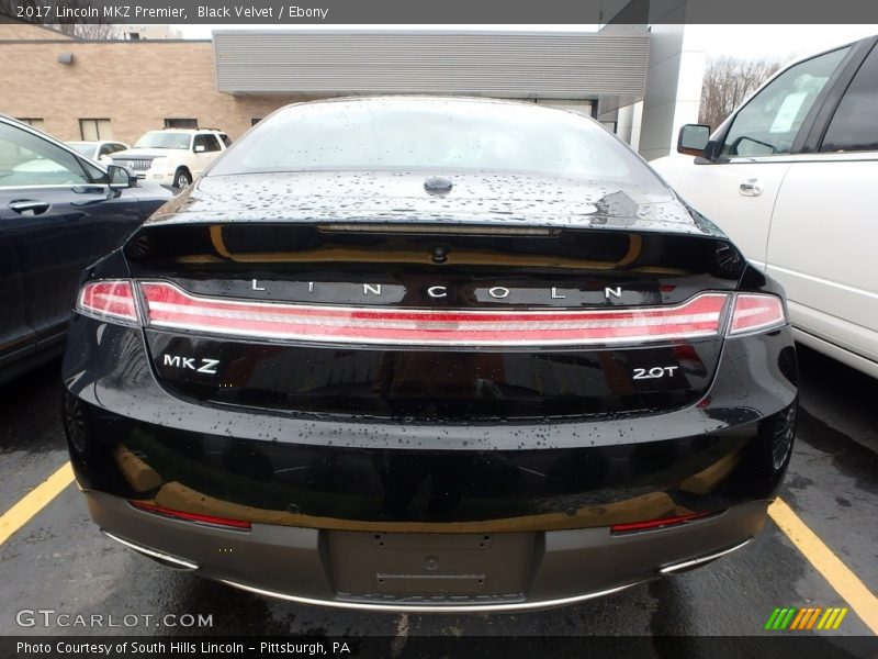  2017 MKZ Premier Logo