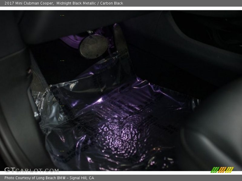 Midnight Black Metallic / Carbon Black 2017 Mini Clubman Cooper