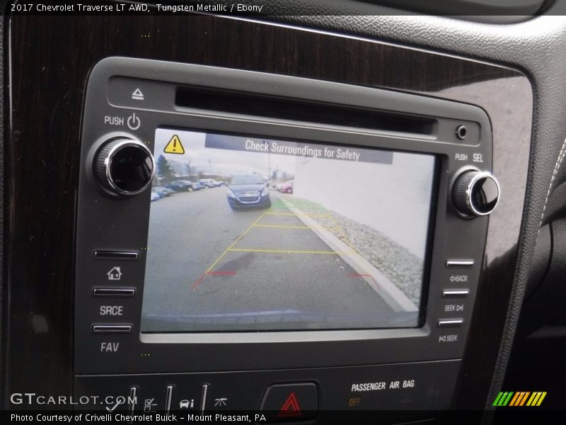 Tungsten Metallic / Ebony 2017 Chevrolet Traverse LT AWD